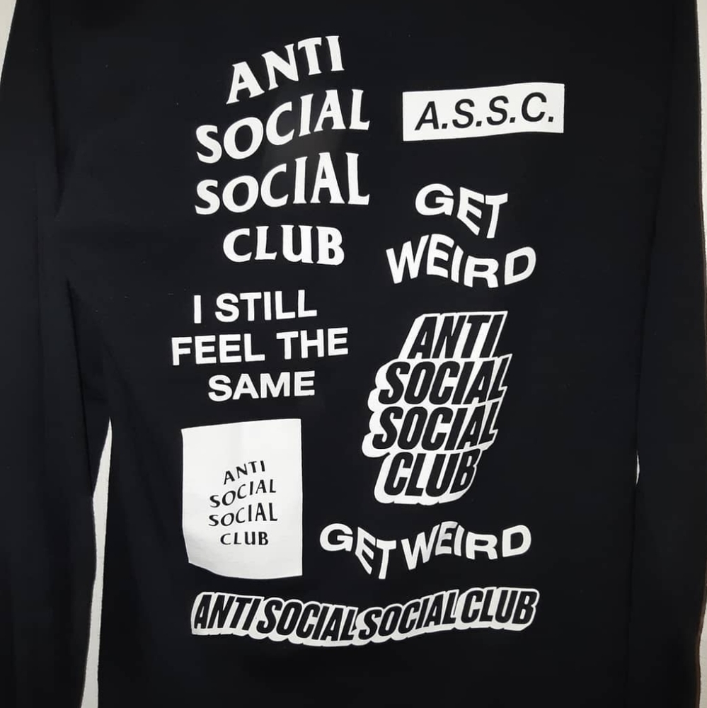 L/S ANTI SOCIAL SOCIAL CLUB